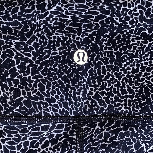 Lululemon Wunder Under High-Rise Tight *28” Block - Picture 4 of 5